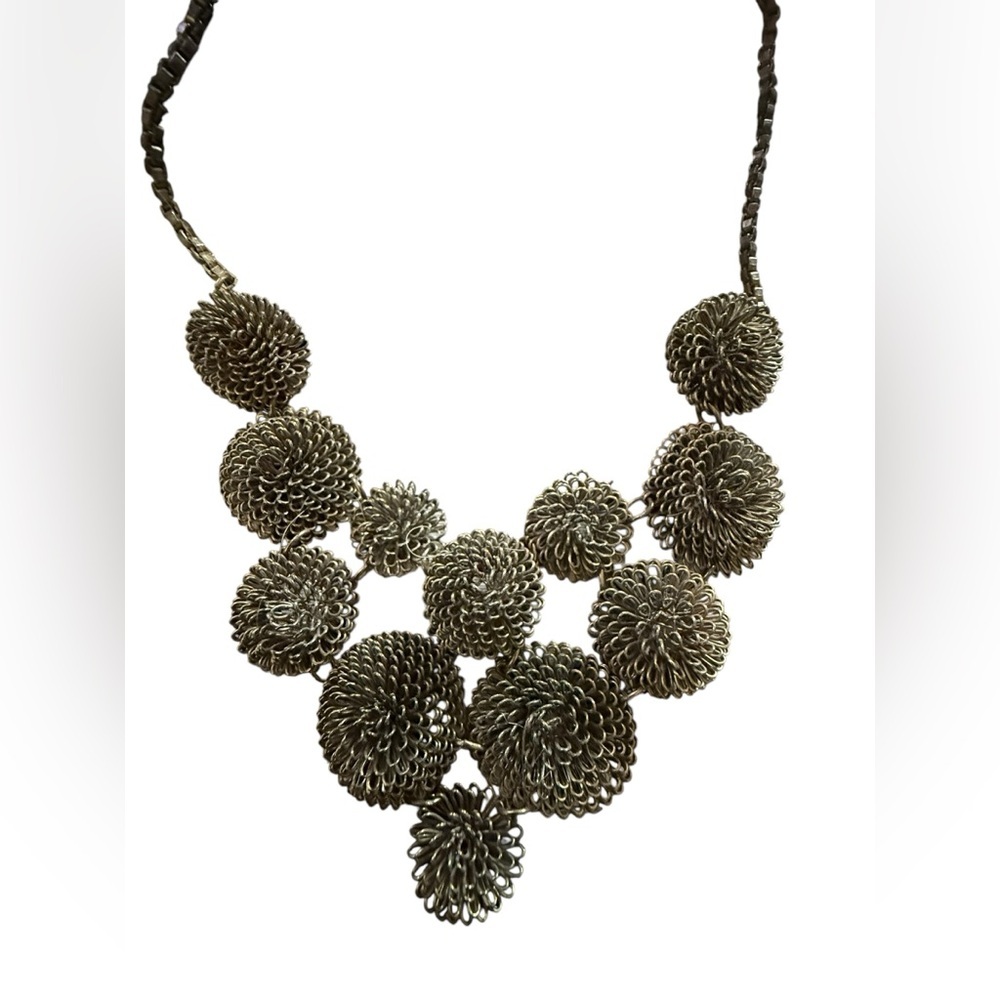 Elegant Gold Statement Necklace